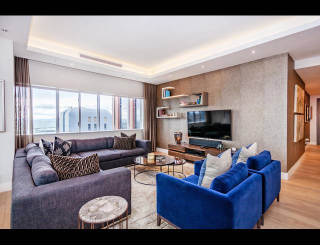 3 BEDROOM PENTHOUSE FOR SALE IN CAPE TOWN CITY CENTRE